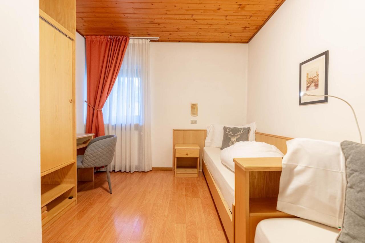 Albergo Dolomiti Cavalese Zewnętrze zdjęcie